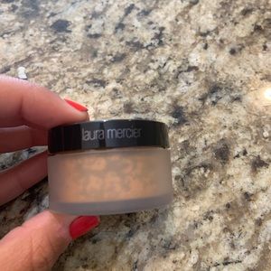 Laura mercier translucent powder